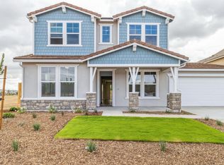 2673 Vineyard St, Hanford, CA 93230