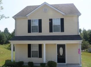 5679 Eagles Feather Ln, Riverdale, GA 30274
