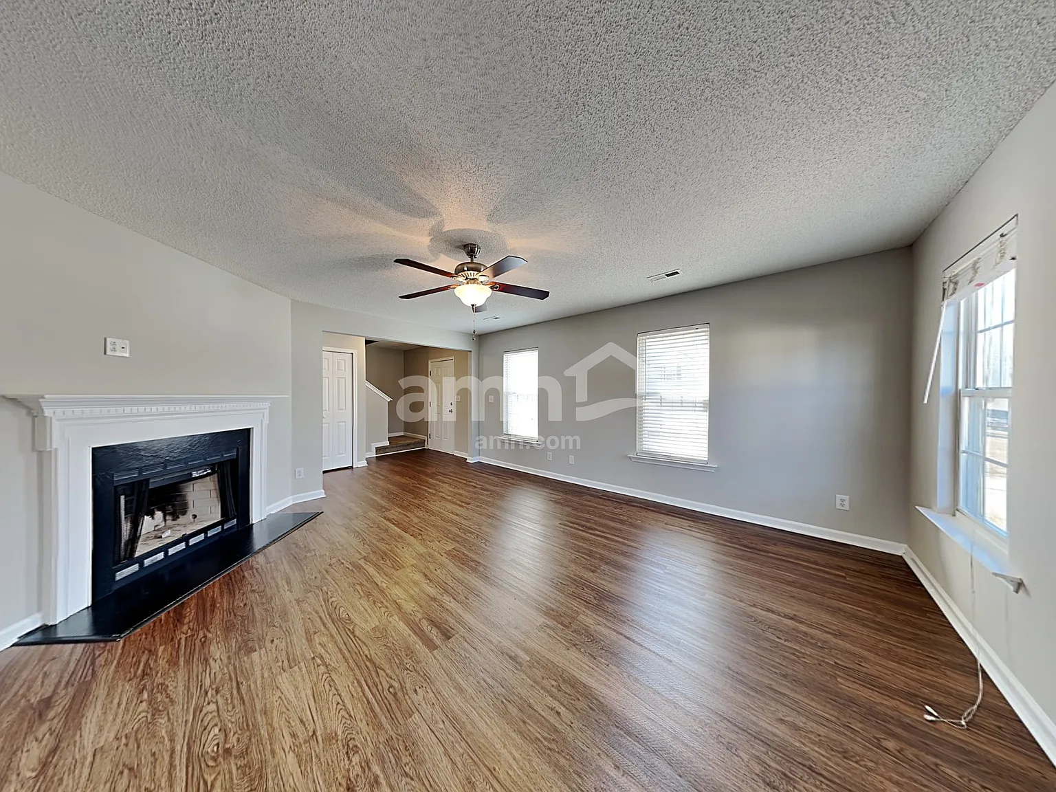 4 bed, 2.5 bath, 1810 sqft, $2,155 — Photo 4