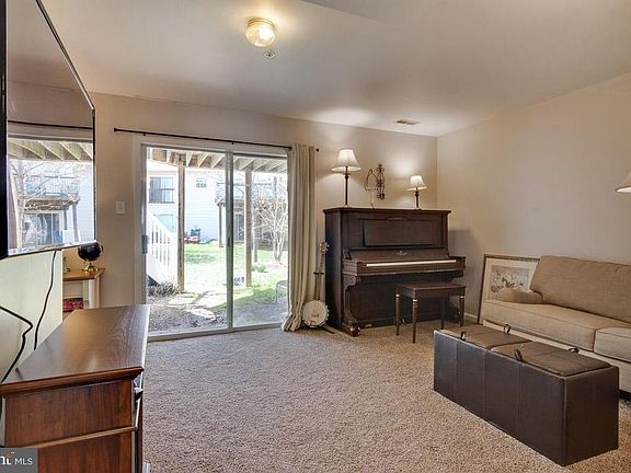 Ground floor living space with laundry area