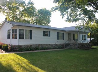 15 Smith Rd, Lawrenceburg, TN 38464