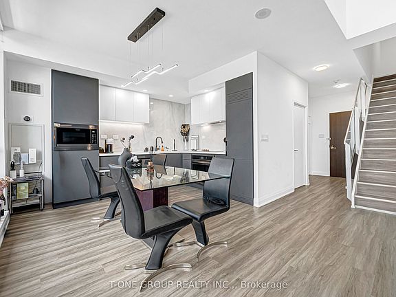 2nd image of 8 Telegram Mews #829