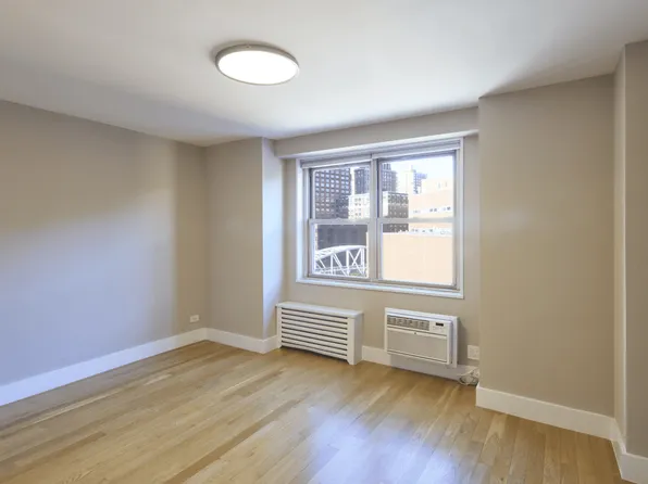 310 Greenwich Street image 5 of 12