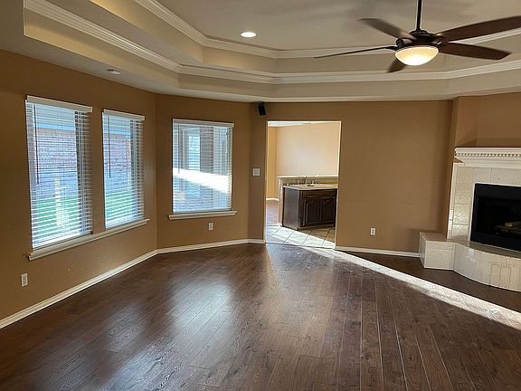 3rd image of 10 Cristobal Ct