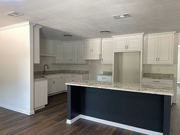 2nd image of 306 McNee Dr