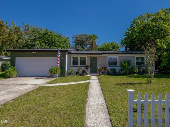 1509 Derbyshire Rd, Daytona Beach, FL 32117