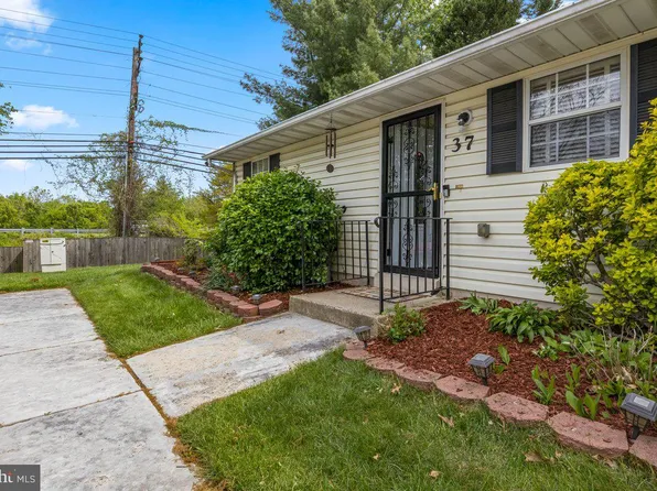 9260 Cherry Ln APT 37, Laurel, MD 20708