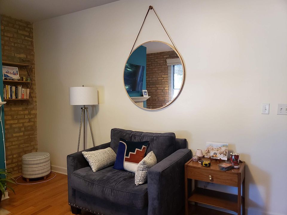1st image of 4611 N Rockwell St APT 1