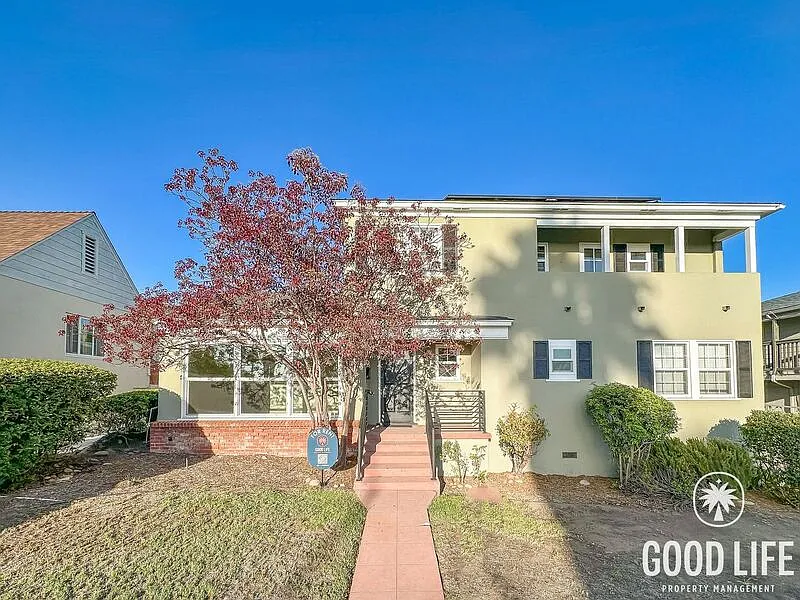 4 bed, 2.0 bath, 2037 sqft, $5,600 — Photo 1