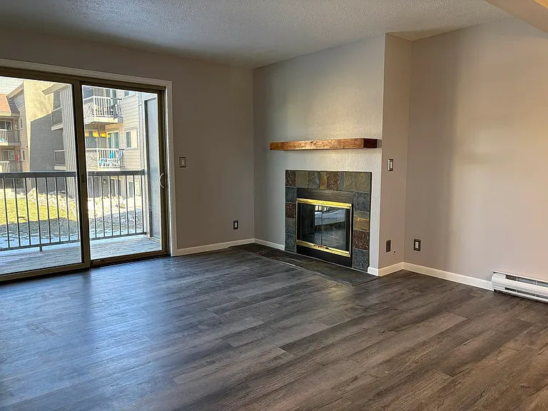 1555 Shadow Run Ct #204D — Photo 5