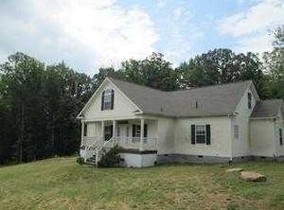 22011 Genito Rd, Jetersville, VA 23002
