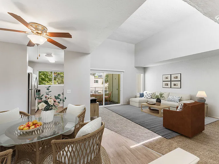 Kensington Park Apartments — Photo 2