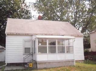 1129 Elm Tree Rd, Rossford, OH 43460