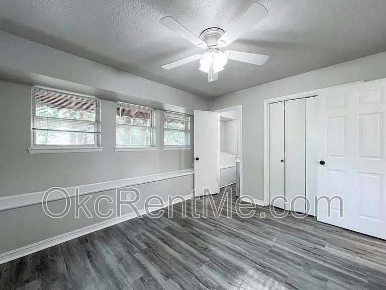 2700 N Wheeler Ave — Photo 22