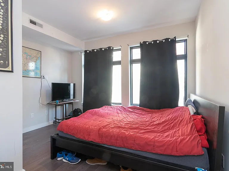 938 New Market St #304 — Photo 12