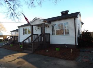 108 Cecil Dr, Winston Salem, NC 27105