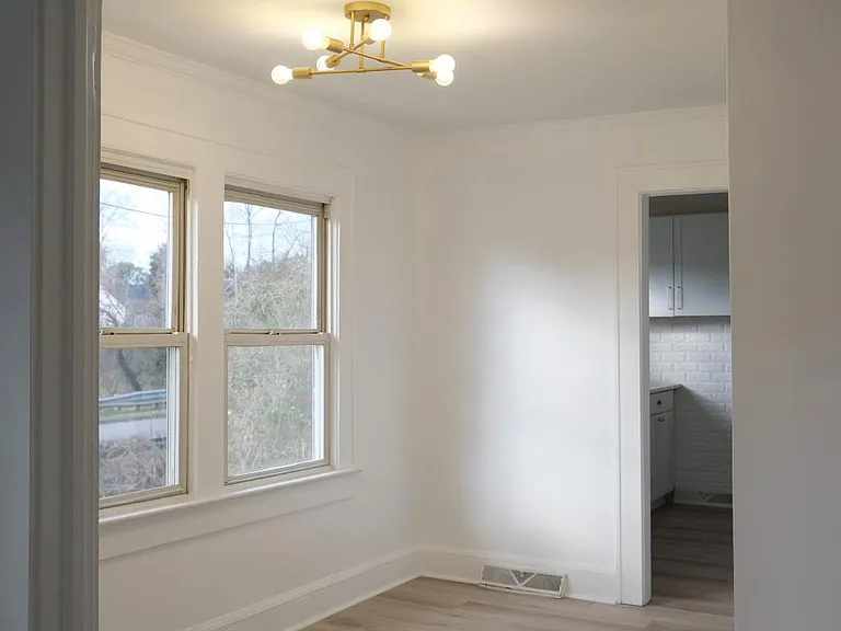 3038 Melita Ave — Photo 5