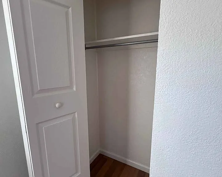 1125 Emerald Dr — Photo 15
