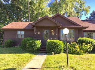 6195 Creek View Trl, Farmington, NY 14425