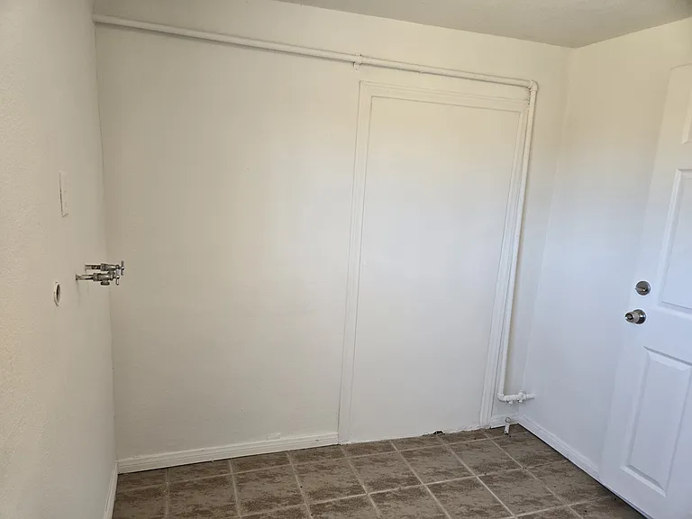 34568 Western Dr — Photo 7