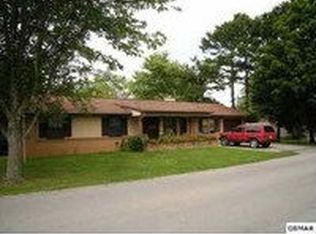 117 Indiana Ave, Pigeon Forge, TN 37863
