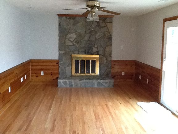 4th image of 8145 Solitude Ln