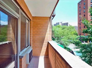 753 E 5th St APT 2A, New York, NY 10009