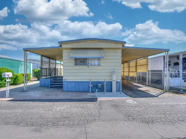 1272 Villa Ave Space 24, Clovis, CA 93612