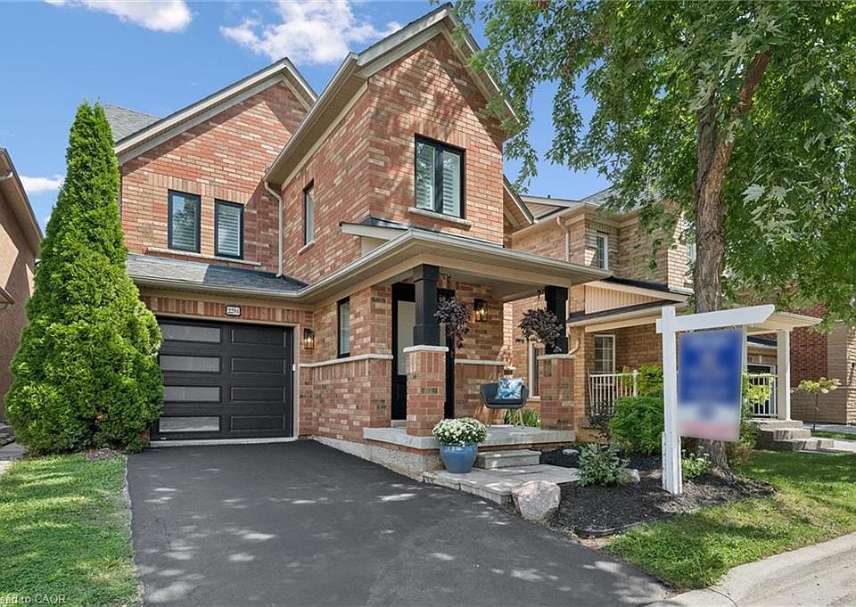 1st image of 2294 Seton Cres