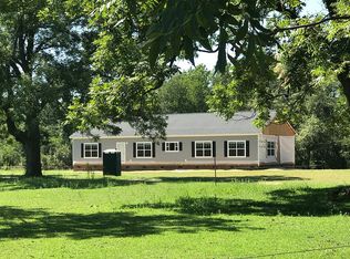 376 Helen Dr, Lumberton, NC 28360