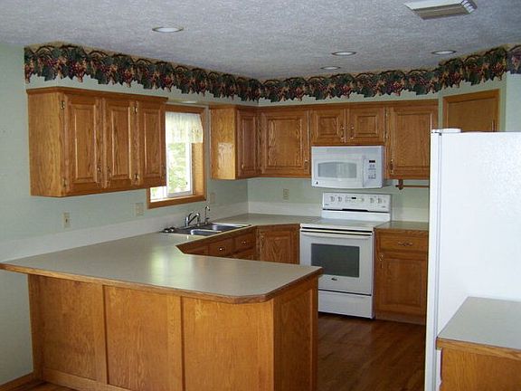 5th image of 887 Mirage Ct