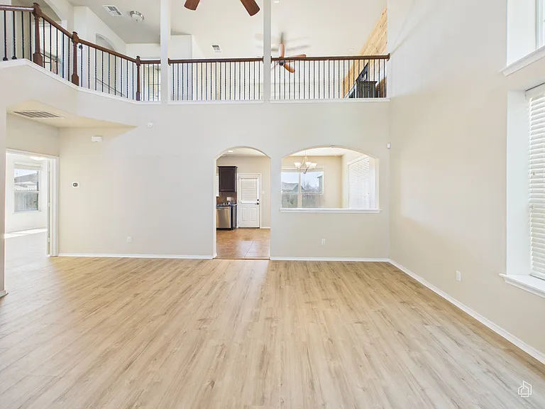 5516 Pinery Dr — Photo 4