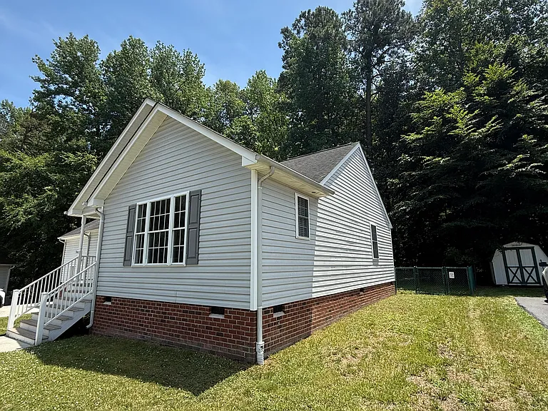 119 E Highland Ct — Photo 23