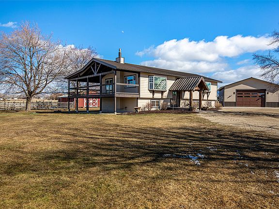 2nd image of 878 S Sunset Bench Rd