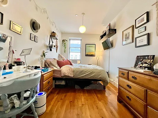 Rented by ERNY LLC | media 39