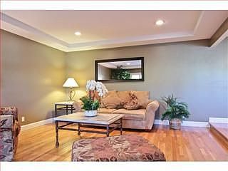 3rd image of 14 Waterloo Ct