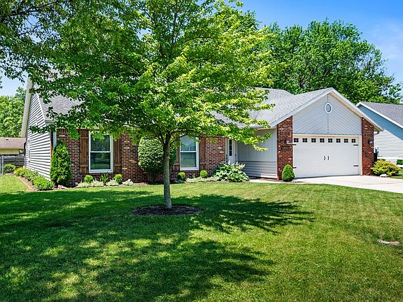 4th image of 5501 N Vista View Dr