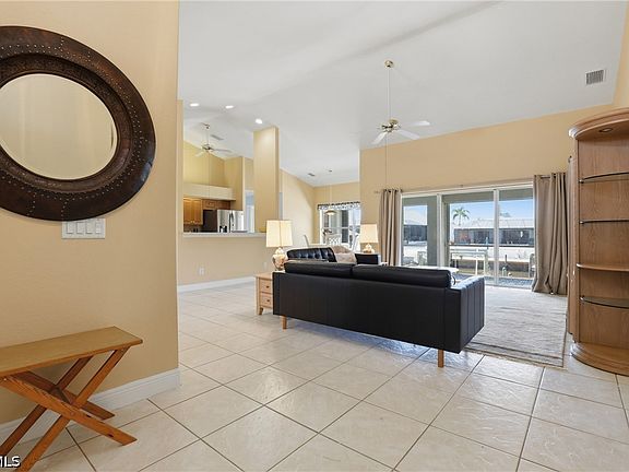 4th image of 3715 Manatee Dr