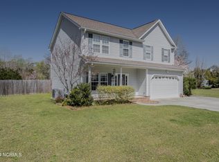 210 Rudolph Ln, Hubert, NC 28539