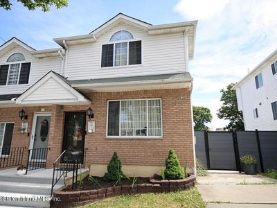 93 Reynolds St, Staten Island, NY, 10305