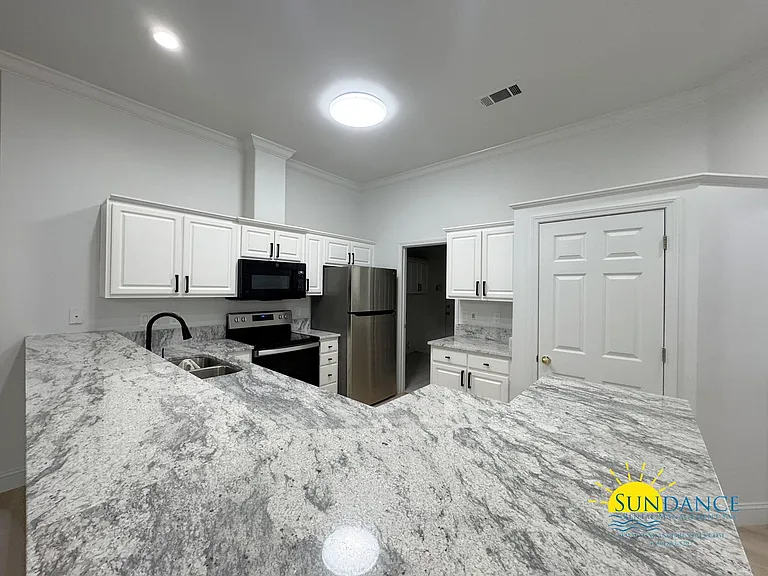 504 Fallin Waters Dr — Photo 11