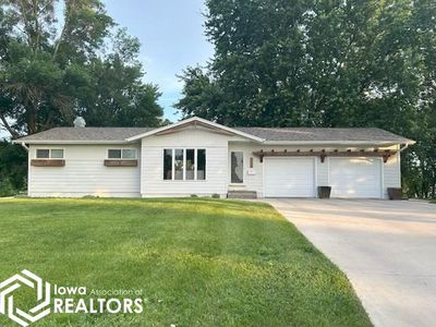 3202 5th St, Emmetsburg, IA, 50536