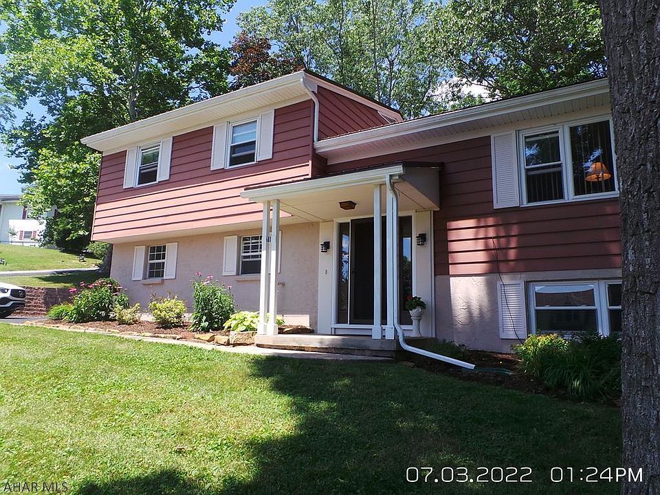 1st image of 70 Circle Dr