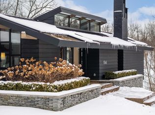 1566 Kirkway Rd, Bloomfield Hills, MI 48302