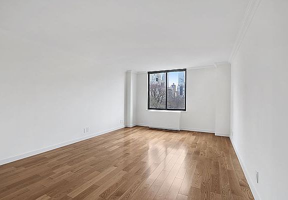 4th image of 800 5th Ave APT 10E