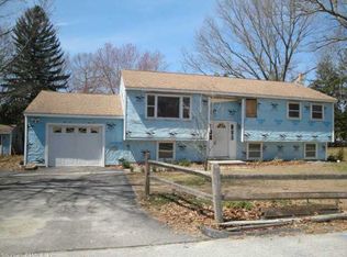 8 Holdsworth Rd, Preston, CT 06365