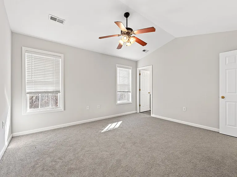 110 Aaron Pl #106 — Photo 18