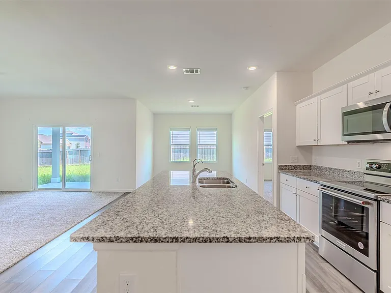 6307 Highland Heights Dr — Photo 12