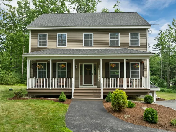 142 Raymond Rd, Nottingham, NH 03290