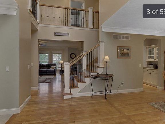 3rd image of 3501 Baldocchi Dr